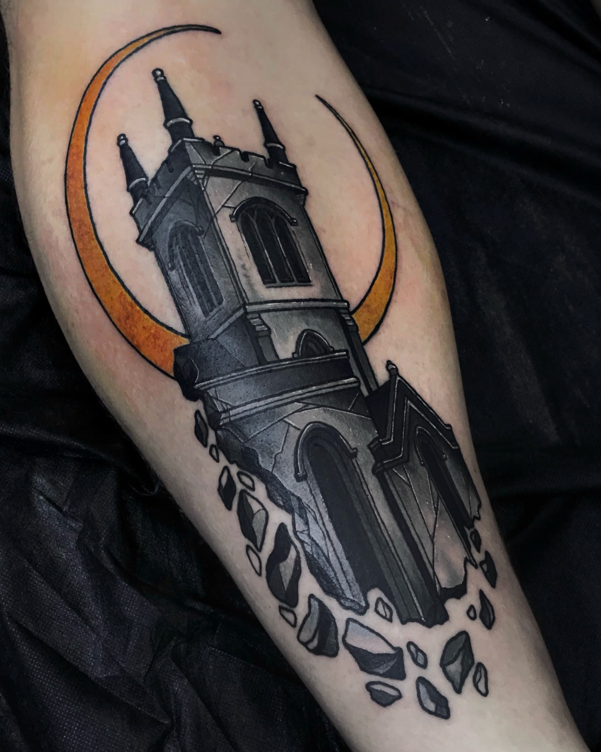 Neo traditional tattoo of a gothic tower with a golden crescent moon — bold illustrative architectural design